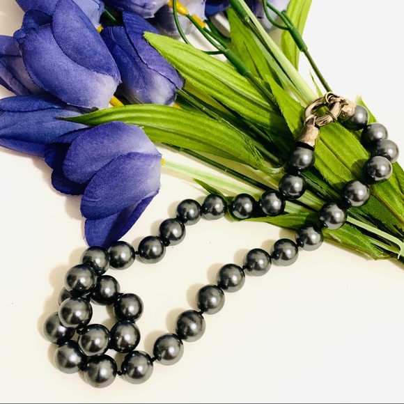 vintage grey faux pearl bead choker necklace - Picture 7 of 11